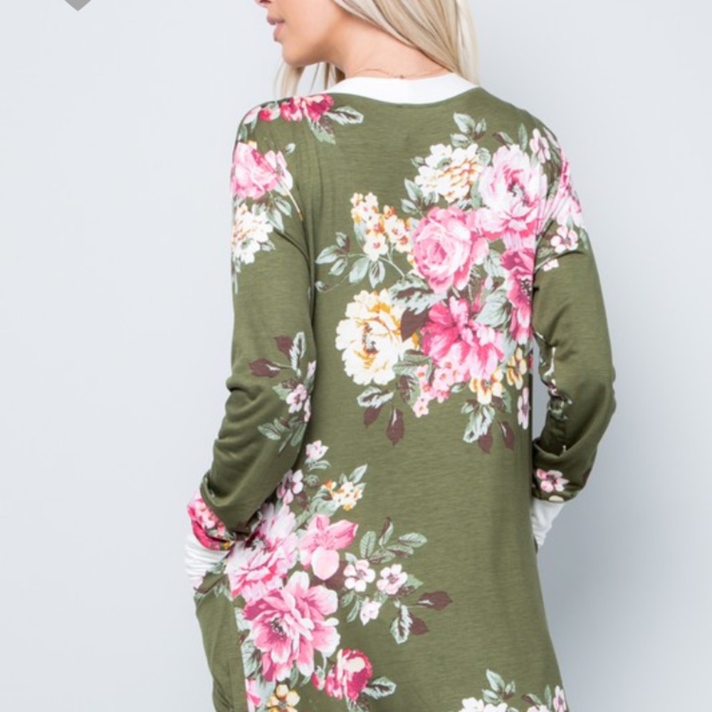 Floral pocket cardigan